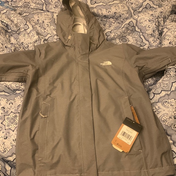 The North Face Jackets & Blazers - Brand new never worn. Women’s jacket size Medium